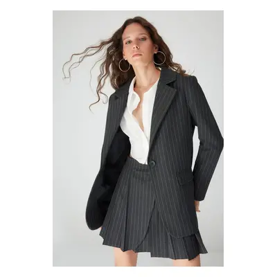 Trendyol Limited Edition Black Regular Lined Woven Striped Blazer Jacket