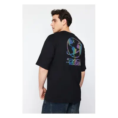 Trendyol Black Oversize/Wide Cut 100% Cotton Back Galaxy Hologram Printed T-shirt