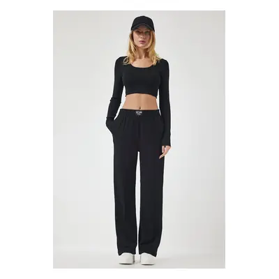 Happiness İstanbul Women's Black Flexible Comfortable Woven Tracksuit Trousers