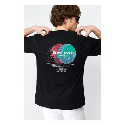 Trendyol Black Oversize/Wide Cut Space Back Printed 100% Cotton T-shirt