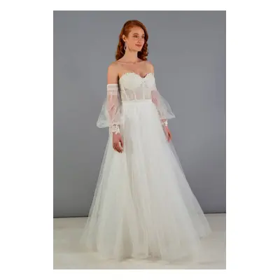 Carmen Ecru Tulle Low Sleeve Engagement Evening Dress