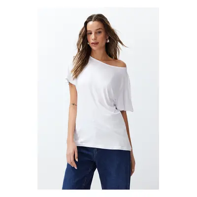 Trendyol White Plain Relaxed Boat Neck Low Sleeve Knitted T-Shirt