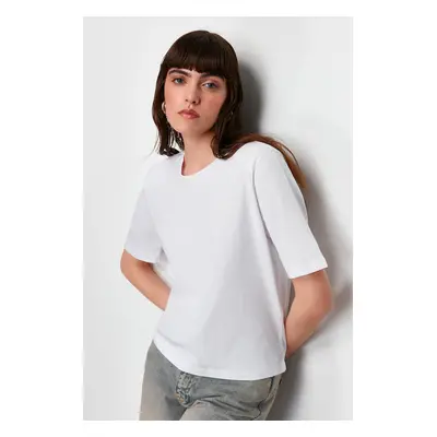 Trendyol Ecru 100% Single Jersey Padded Crop Knitted T-Shirt