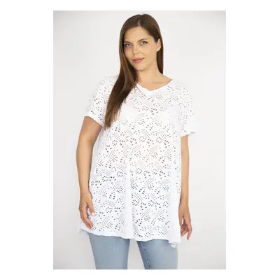 Şans Women's White Plus Size Hole Fabric V-Neck Short Sleeve Blouse