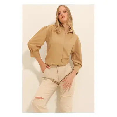 Trend Alaçatı Stili Women's Dark Beige Balloon Sleeve Basic Poplin Shirt