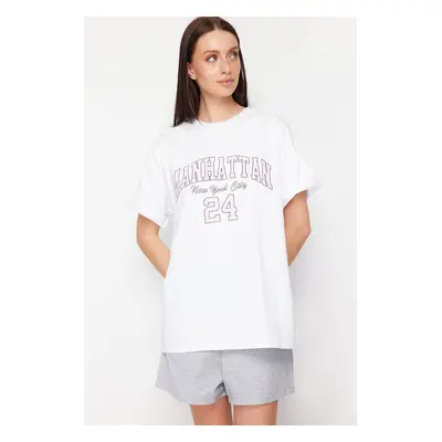 Trendyol White Motto Printed Oversize/Wide Fit Knitted Shorts&T-shirt Suit