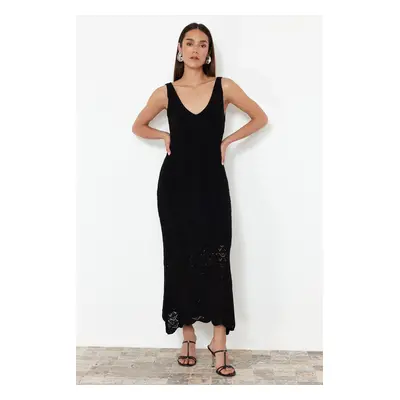 Trendyol Black Openwork Maxi V-Neck Maxi Knitwear Dress