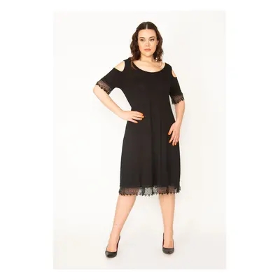 Şans Women's Plus Size Black Decollete Decollete Black Dress