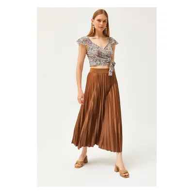 Olalook Milk Brown Leather Look A-Line Pleat Skirt