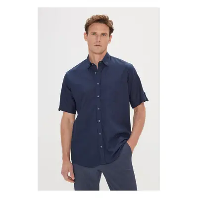 AC&Co / Altınyıldız Classics Men's Navy Blue Comfort Fit Comfy Cut Buttoned Collar Linen-Looking