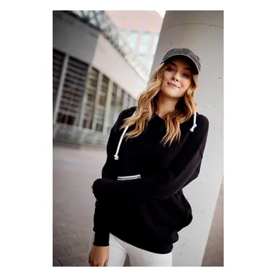 Women's padded black hoodie