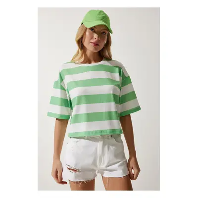 Happiness İstanbul Women's White Green Crew Neck Striped Crop Knitted T-Shirt