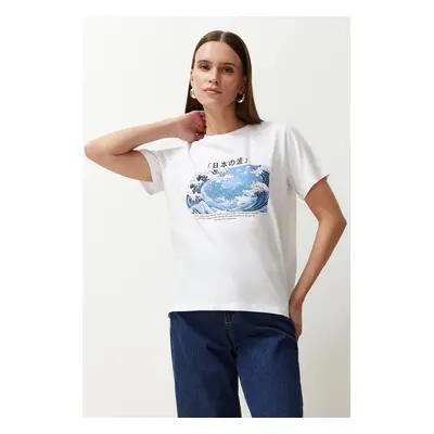 Trendyol White 100% Cotton Ocean Print Regular Cut Knitted T-Shirt