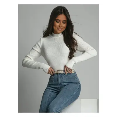 Lady's fitted cream turtleneck