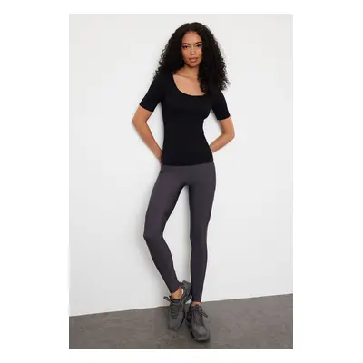 Trendyol Black Seamless Extra Stretchy Square Neck Knitted Sports Top/Blouse