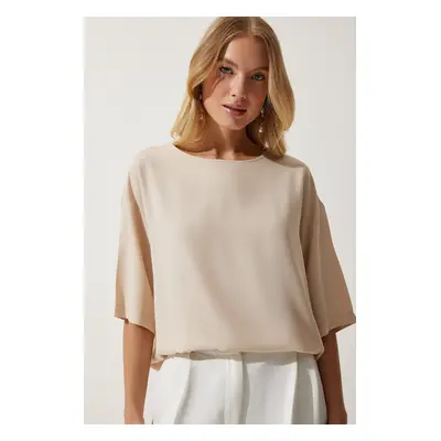 Happiness İstanbul Women's Cream Crew Neck Flowy Viscose Blouse