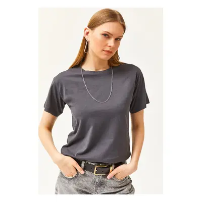 Olalook Women's Smoky Crew Neck Basic T-Shirt