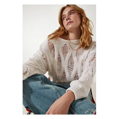 Happiness İstanbul Women's Cream Boat Neck Seasonal Openwork Knitwear Sweater