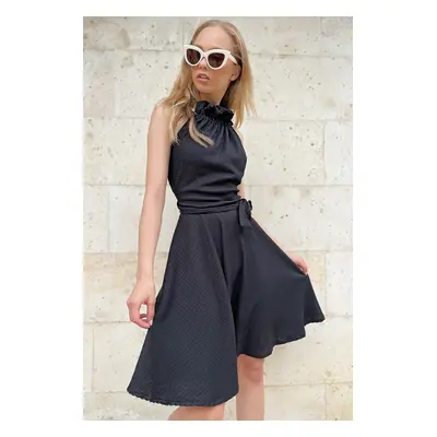 Trend Alaçatı Stili Women's Black Collar Gathered Detailed Belted Flared Dress