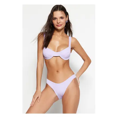 Trendi lila texturált bikini alsó