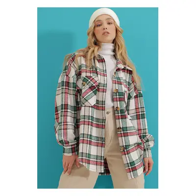 Trend Alaçatı Stili Women's Emerald Green Checkered Stamped Cotton Oversized Safari Jacket Shirt