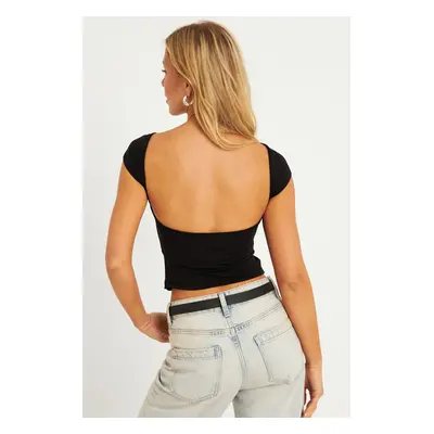 Cool & Sexy Women's Black Open Back Blouse