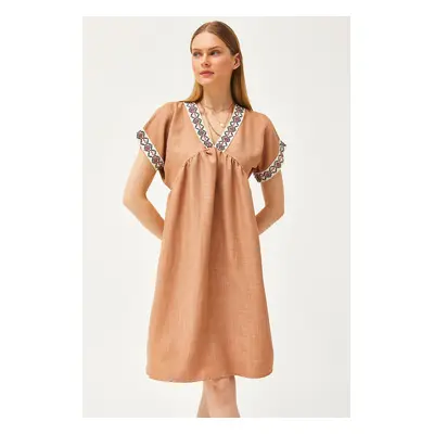 Olalook Women's Camel Collar Lace Linen Dress