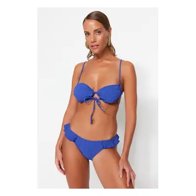 Trendyol Navy Blue fodros textúrájú normál lábú bikini alsó