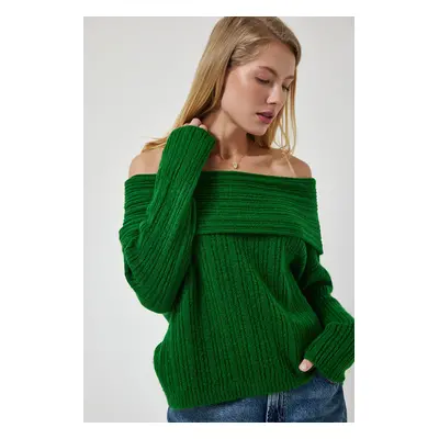 Happiness İstanbul Women's Dark Green Madonna Collar Knitwear Sweater