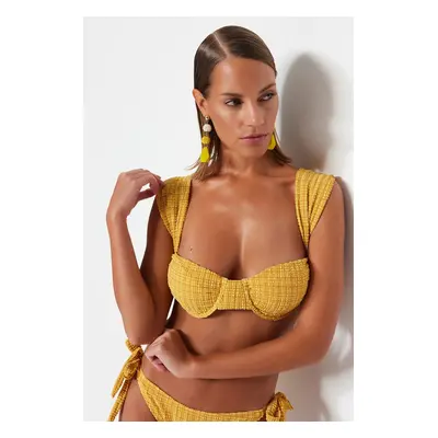 Trendyol Mustard Gingham Textured Underwire Textured Bikini Top