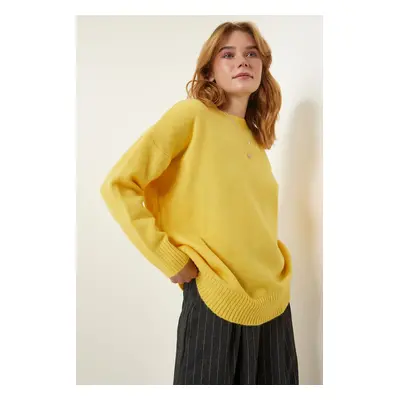 Happiness İstanbul Women's Yellow Oversize Knitwear Sweater