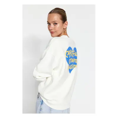 Trendyol Thick Ecru with Fleece Inside. Embossed Chest and Back Print Oversized Knitted Sweatshi