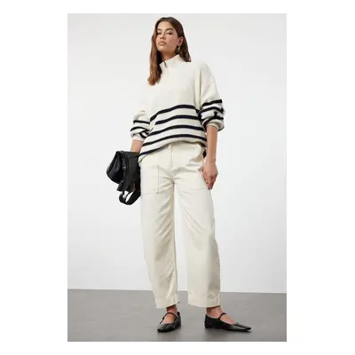 Trendyol Ecru Pocket Detailed High Waist Barrel Trousers