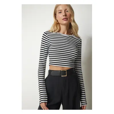 Happiness İstanbul Women's Black White Striped Camisole Crop Blouse