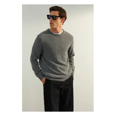 Trendyol Limited Edition Dark Grey Regular Fit Crew Neck Wool Basic Knitwear Sweater