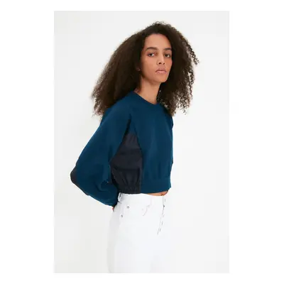 Trendyol Indigo Parachute Fabric Sleeve Detailed Crop Knitted Slim Sweatshirt