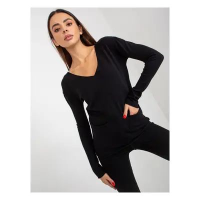 Black women's classic sweater with pockets