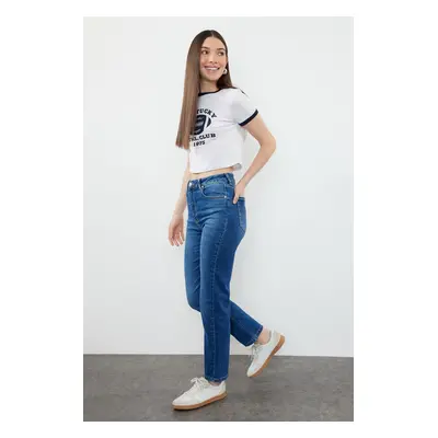 Trendyol Dark Blue High Waist Comfort Straight Jeans