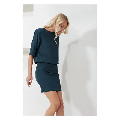 Trend Alaçatı Stili Women's Petrol Blue Crew Neck Waist Fitted Shoulder Padded Dress