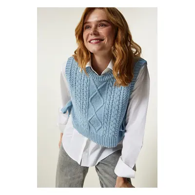 Happiness İstanbul Women's Sky Blue Motif Tie-Up Crop Knitwear Sweater