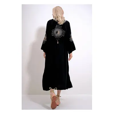 Trend Alaçatı Stili Women's Black Maxiboy Kimino Kaftan with Sim Embroidery on the Back and Slee