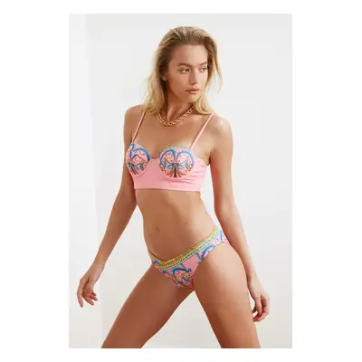 Bikini alsó Trendyol V cut