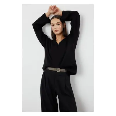 Trendyol Black Wide Fit Sleeve Folded Knitwear Sweater