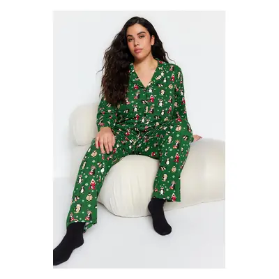 Trendyol Curve Green Shirt Collar New Year Themed Knitted Pajama Set