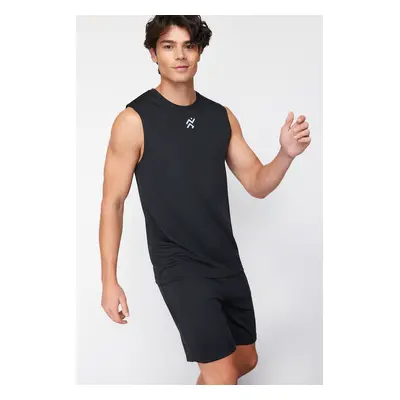 Trendyol Black Reflective Printed Regular Cut Quick-Drying Undershirt