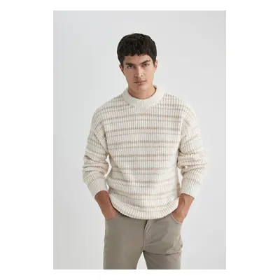 DEFACTO Oversize Fit Striped Crew Neck Sweater