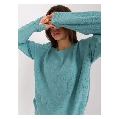 Classic mint sweater with long sleeves