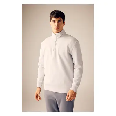 DEFACTO Comfort Fit Zippered Stand Collar Basic Sweatshirt