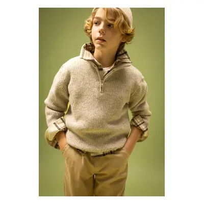 DEFACTO Boy's Stand Collar Half Zipper Knitwear Sweater