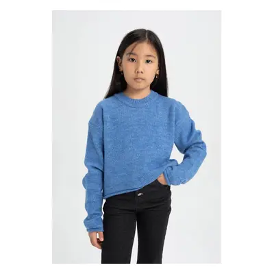 DEFACTO Girl's Standard Fit Crew Neck Sweater